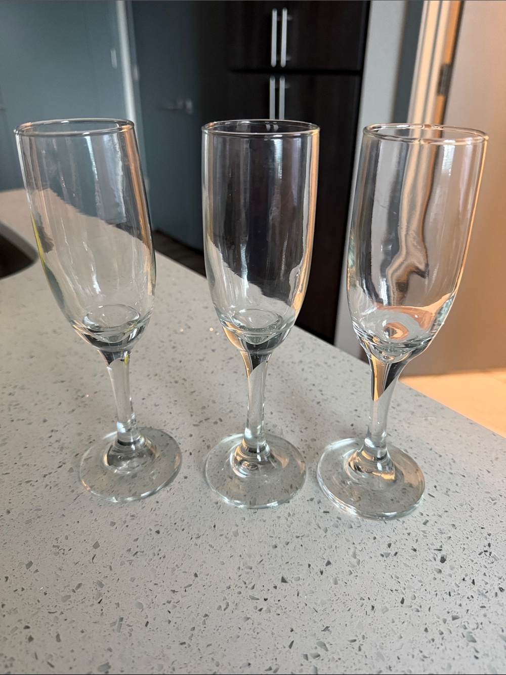 Clear Glass Champagne Flutes - Set of 3